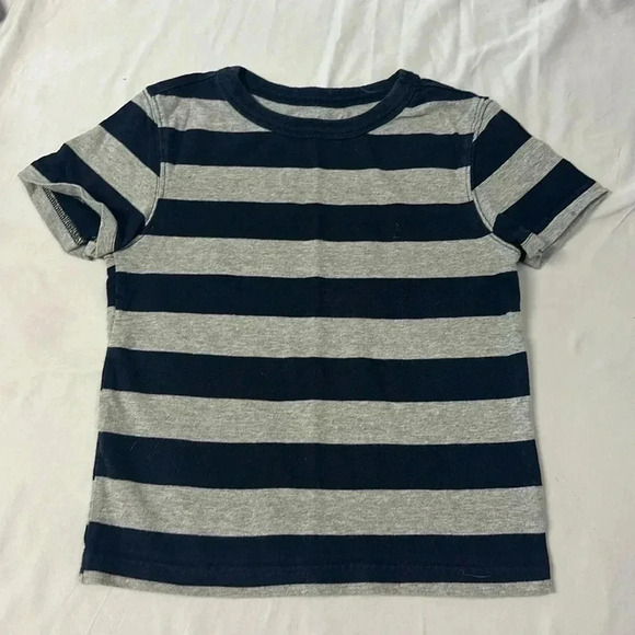 GAP - Playtime Favourites - short sleeve T-shirt. Size 3 - Picture 1 of 3